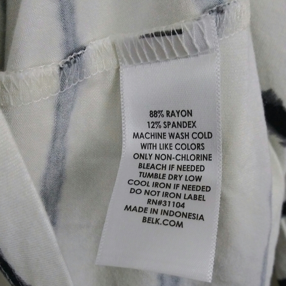 𝅺KIM Rogers 3/4 Sleeve Striped Rayon Tunic Top - Picture 8 of 8